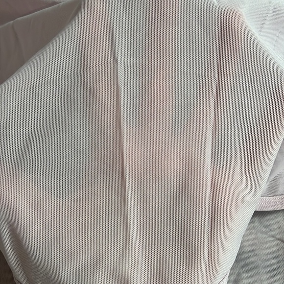 Lululemon 105 Singlet Tank - Picture 4 of 8